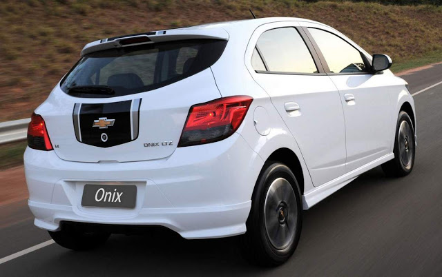 Chevrolet-Onix-2013
