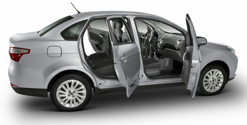 Fiat Grand Siena 2013 fotos oficiais modelo essence prata detalhes carro envergadura