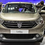Nova Dacia Lodgy Minivan que poderá ser vendida no brasil pela renault exposta no salão de genebra 2012