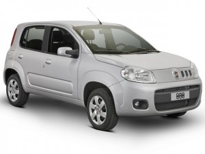 Novo Fiat Uno 2013 economy com novas calotas