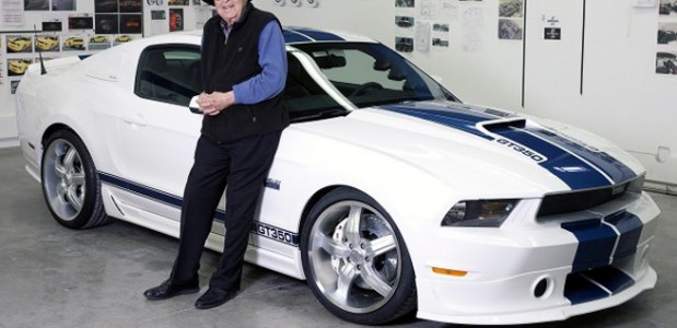 ford-mustang-gt-350-carol-shelby em 2010 2 anos antes da morte do piloto