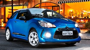 novo citroen ds3 2013 que começa a ser vendido em junho versao brasil cor azul