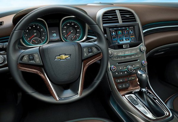Chevrolet Malibu 2013 Modelo LTZ que será lançado nos EUA detalhes do painel dianteiro