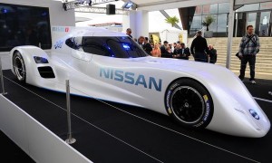 Nissan Zeod RC o carro elétrico mais rápido do mundo exposto em Lemans