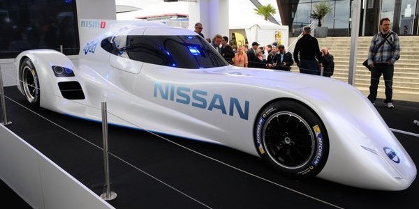 Nissan Zeod RC o carro elétrico mais rápido do mundo exposto em Lemans